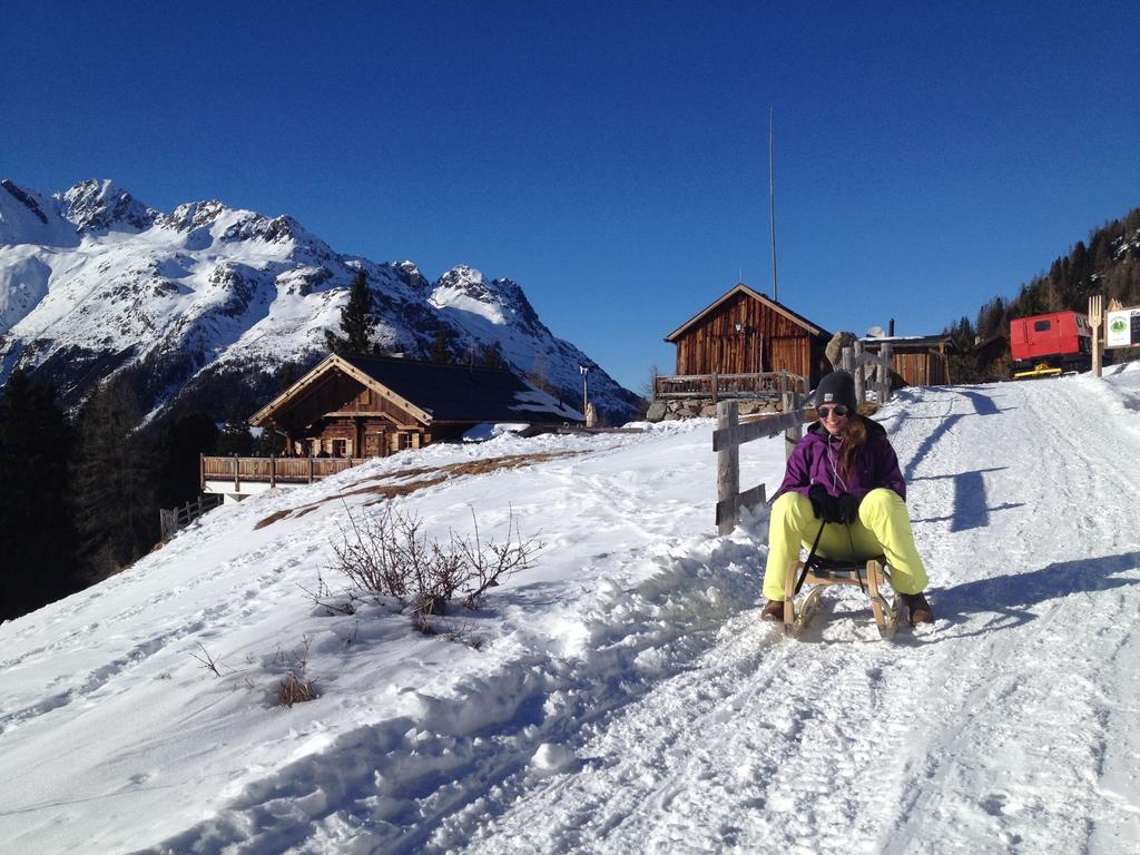 Appartementhaus Nadine Langenfeld Bagian luar foto