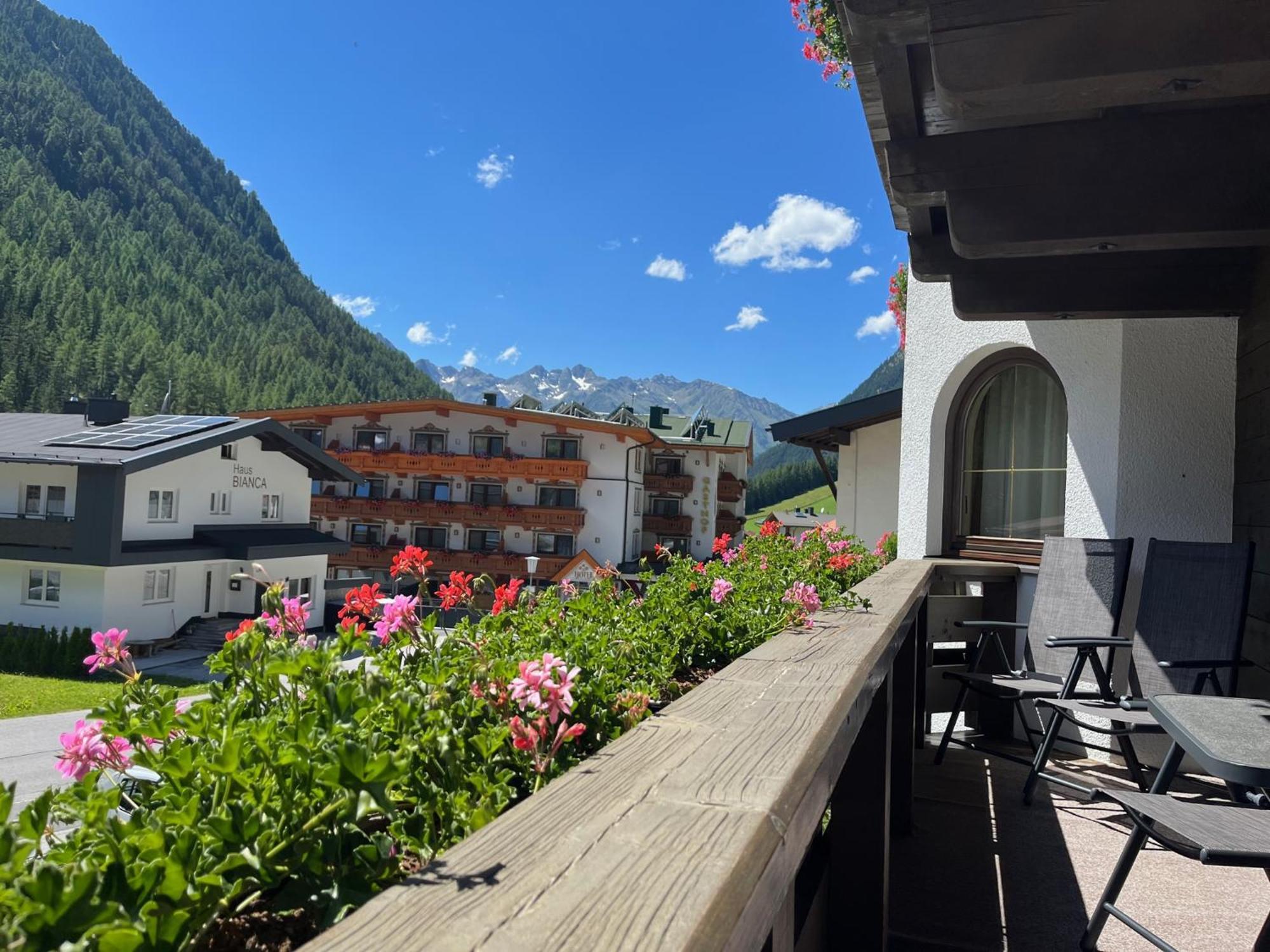 Appartementhaus Nadine Langenfeld Bagian luar foto