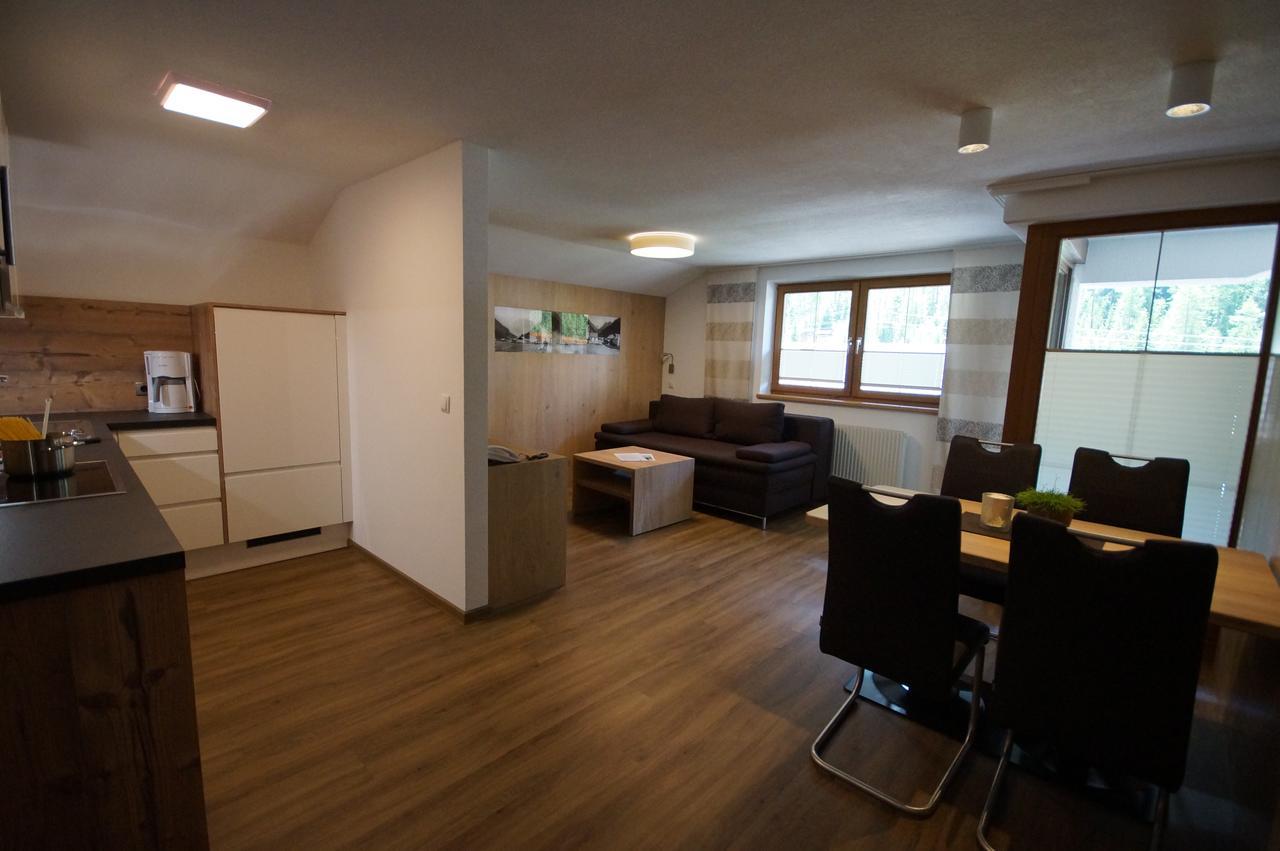 Appartementhaus Nadine Langenfeld Bagian luar foto