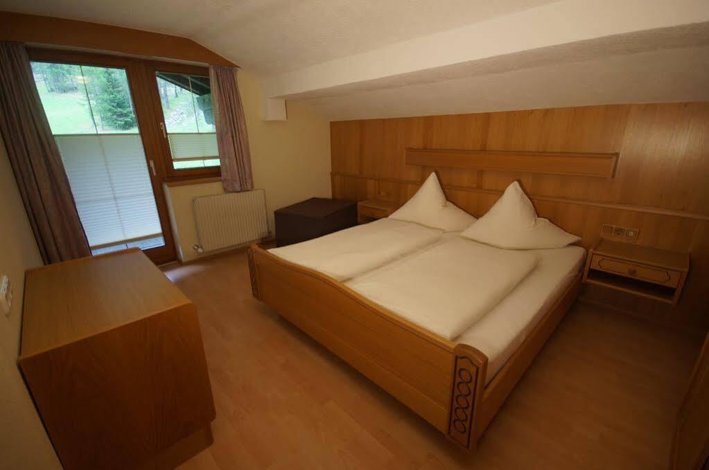 Appartementhaus Nadine Langenfeld Bagian luar foto